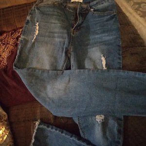 Women's sz 26 C&V ripped jeans skiny